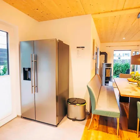 Holiday home Haus Plattenbichlstrasse - Ferienhaeuser Alpenglueck *