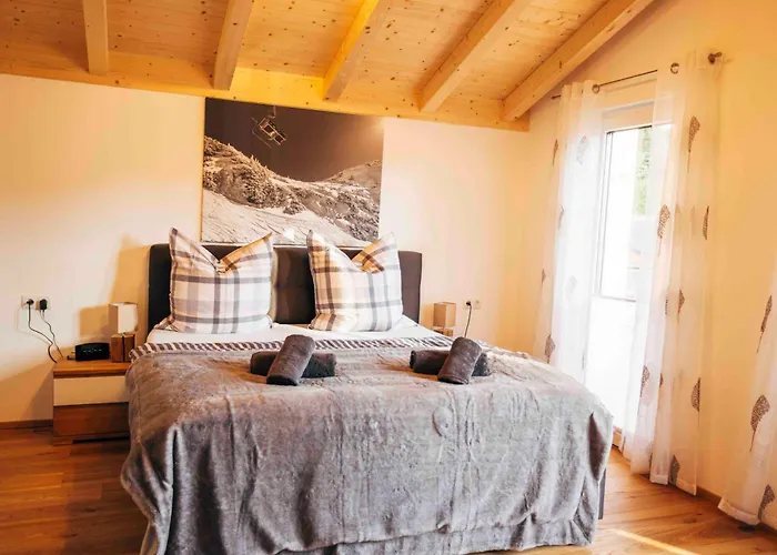 Haus Plattenbichlstrasse - Ferienhaeuser Alpenglueck